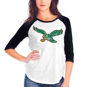 Women’s 3/4 Sleeve Philadelphia Eagles Relaxed Raglan Tee - Large